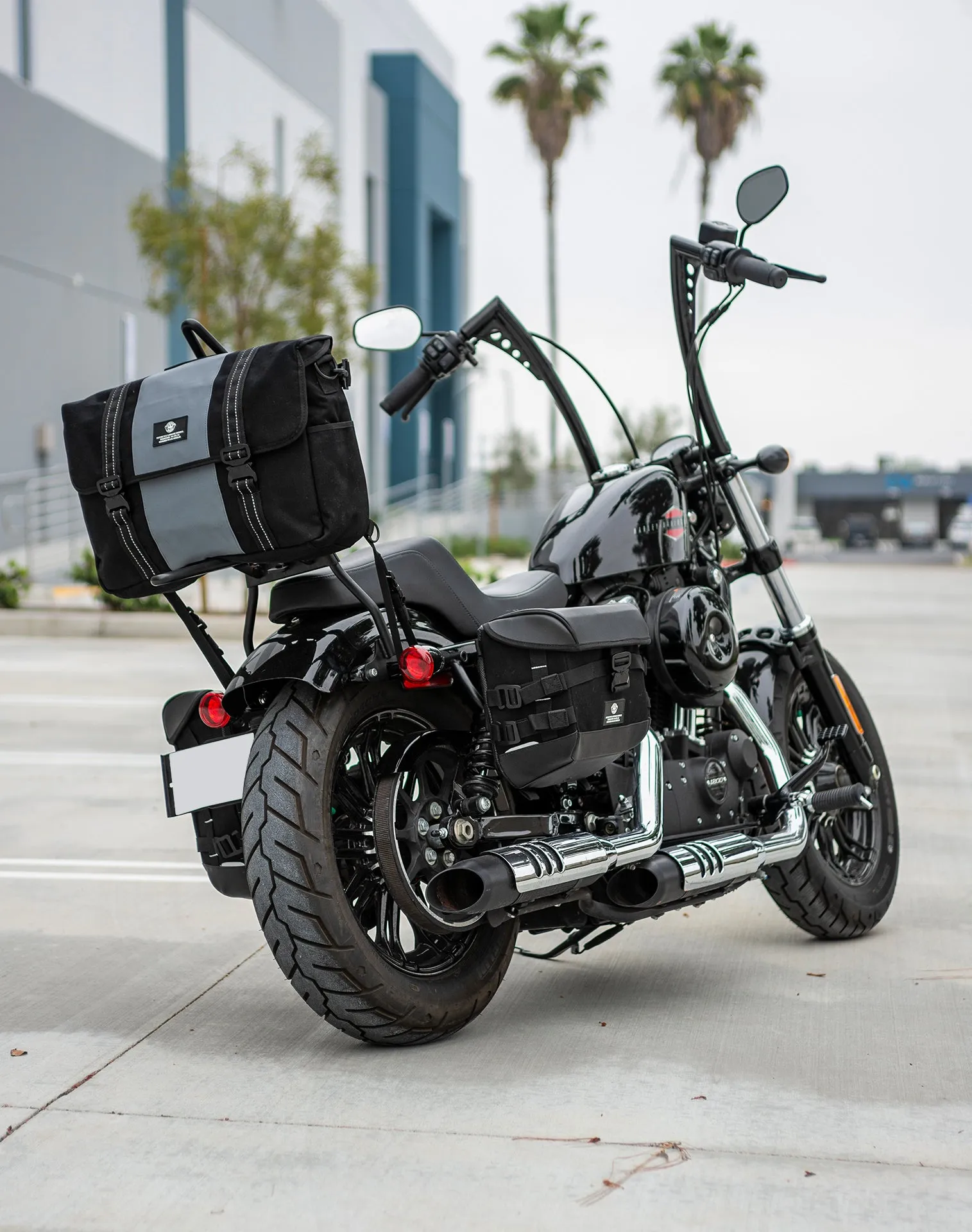 23L - Duo-tone Medium Suzuki Motorcycle Messenger Bag Gray/Black