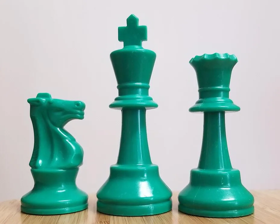 3 3/4" Colored Chess Pieces - Set of 17 Pieces