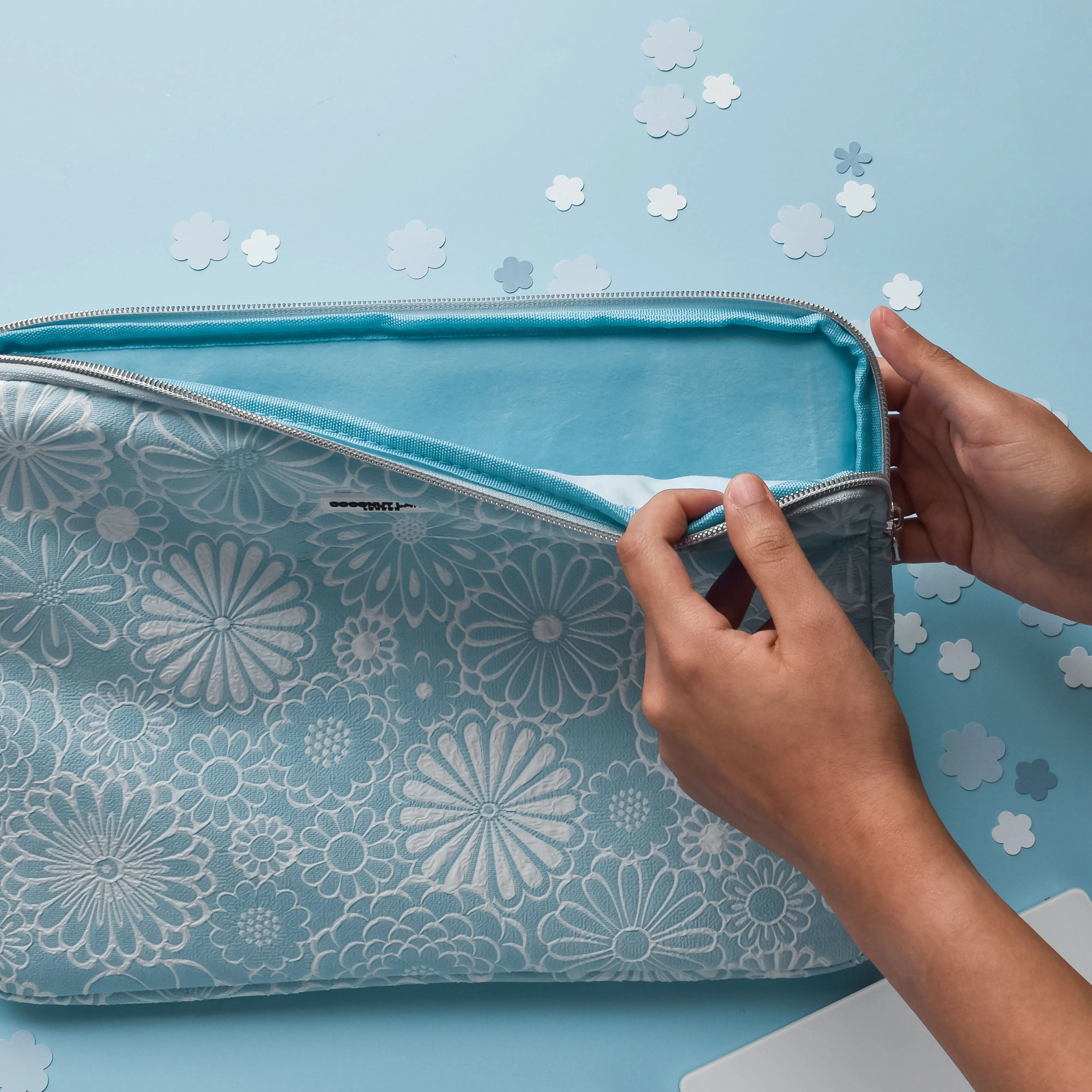 Baby Blue Flower Laptop Sleeve