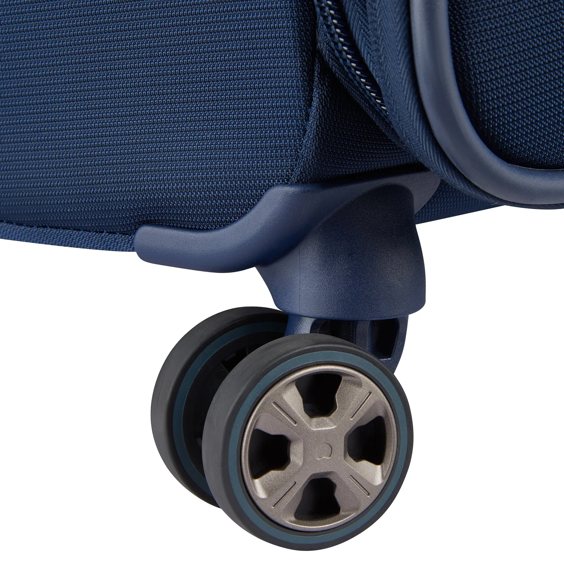 Delsey Helium DLX Carry-On Expandable Spinner