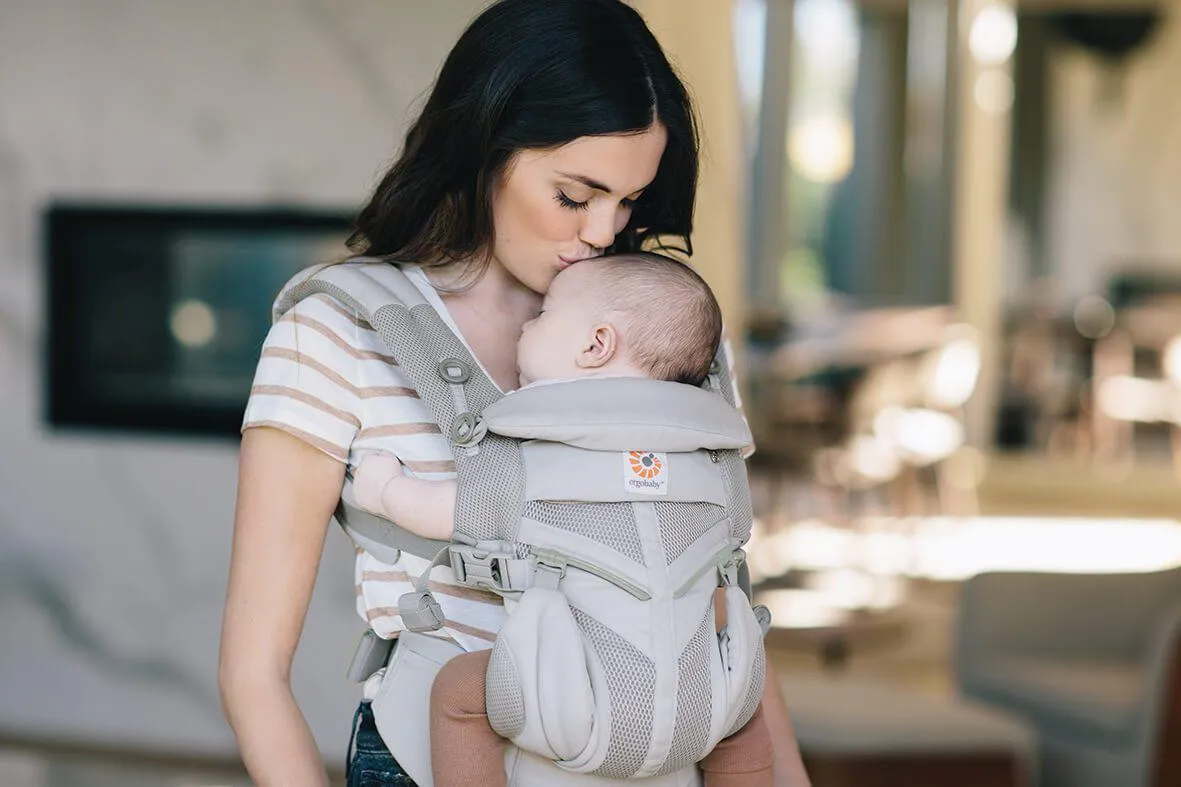 Ergobaby Omni 360 Carrier  Cool Air Mesh - Pearl Grey