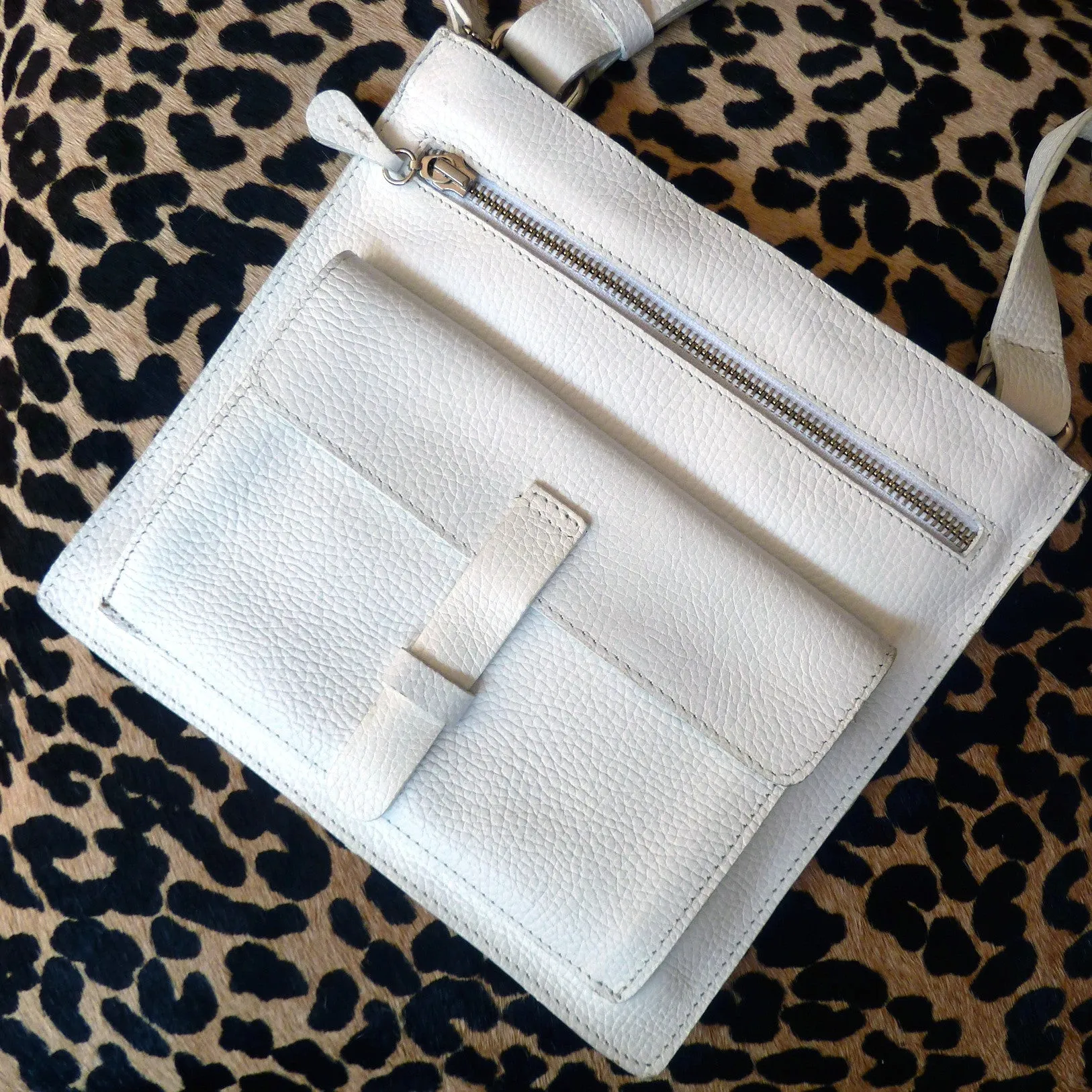 Hippie Crossbody Travel Bag White Pebble Grain Leather