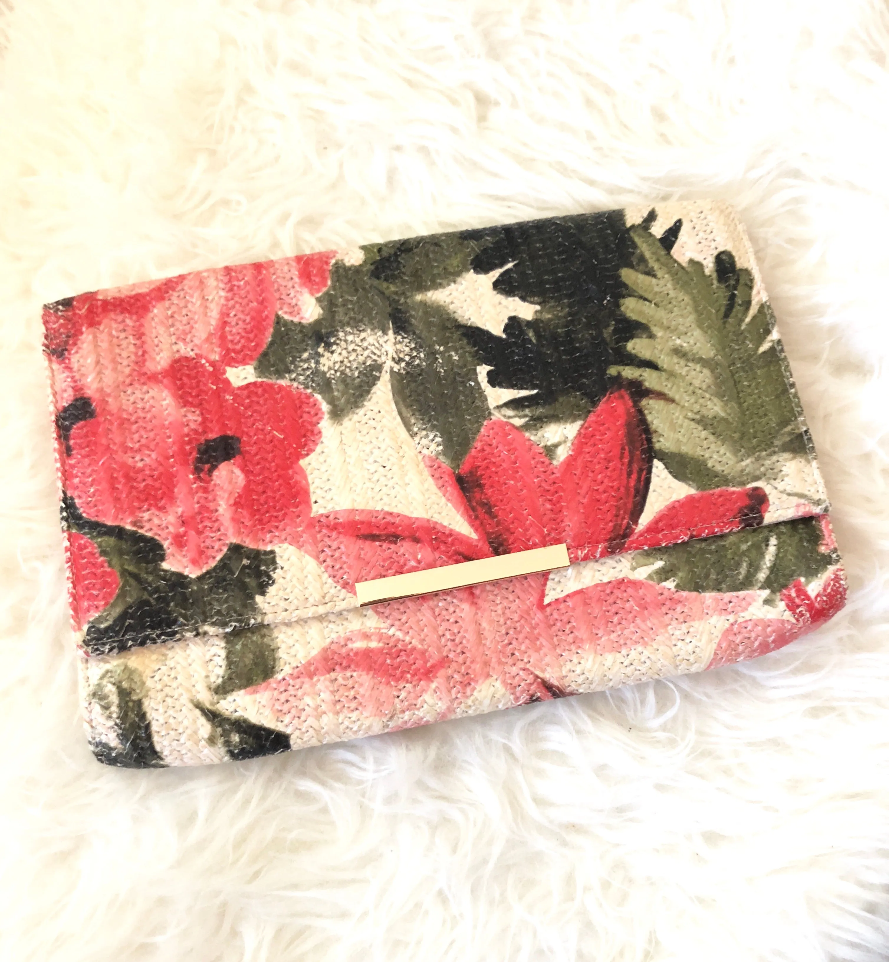 Jessica McClintock Straw Floral Clutch NWT