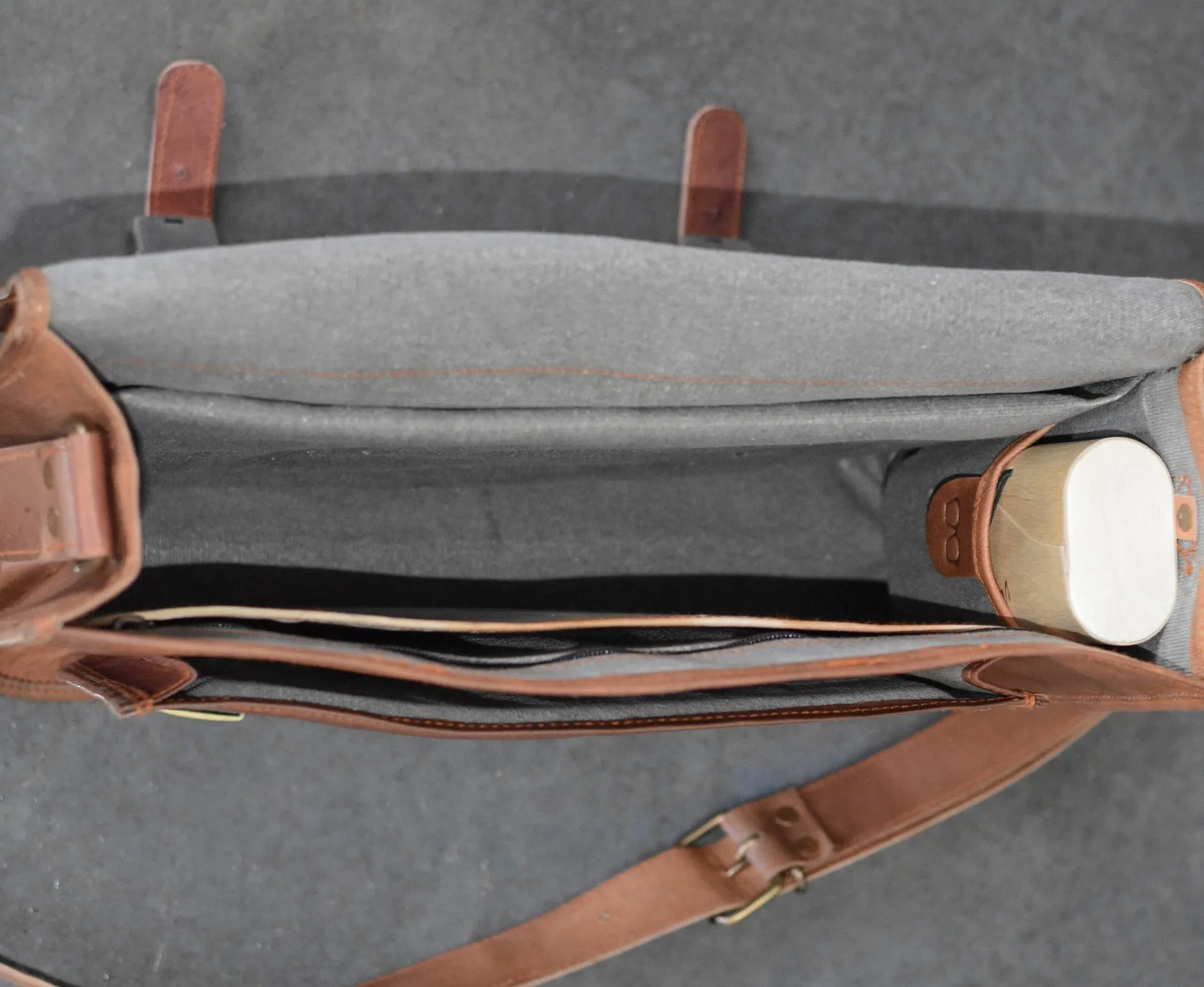 Johnny Fly Co. Leather Business Laptop Messenger