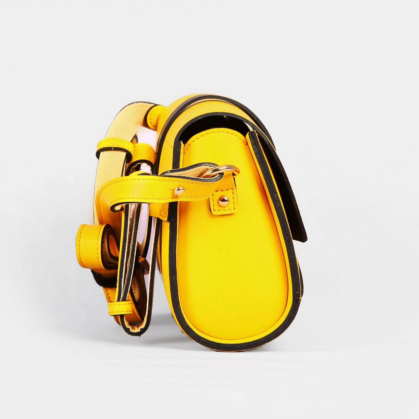 <ao3>ZKIN Harpy Camera Shoulder / Cycling Bag (Yellow)