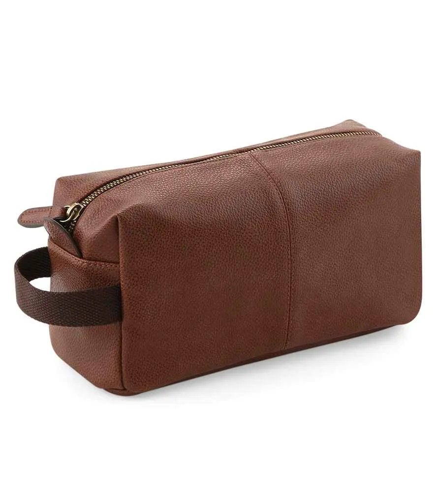 Quadra NuHide¬Æ Wash Bag