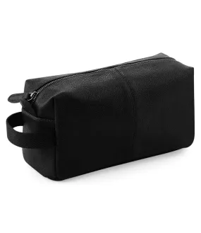 Quadra NuHide¬Æ Wash Bag