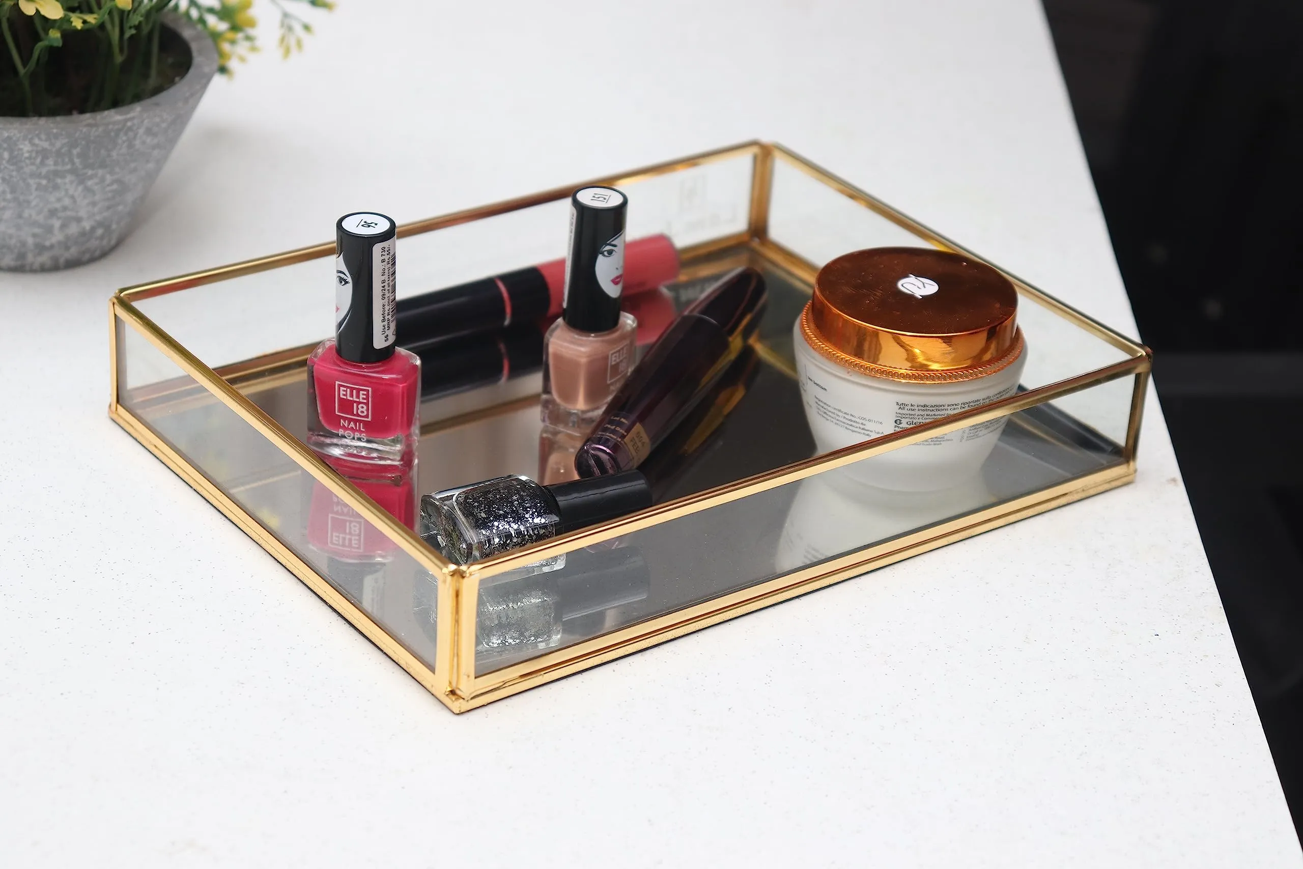 TINITALO Rectangular Glass with Brass Rim Mirror Base Makeup Tray for Home Decor Jewelry Organiser Golden 23X18X4 CM